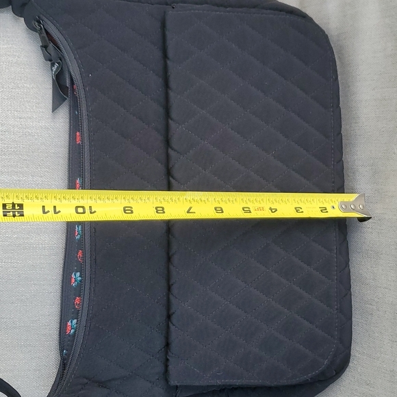 VERA BRADLEY ~ Zipper Closure Black Adjustable Shoulder Bag Multi-Pockets - Picture 15 of 15